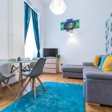 Adele'S Apartment Close To Danube And Fashion Street Budapeste Exterior foto