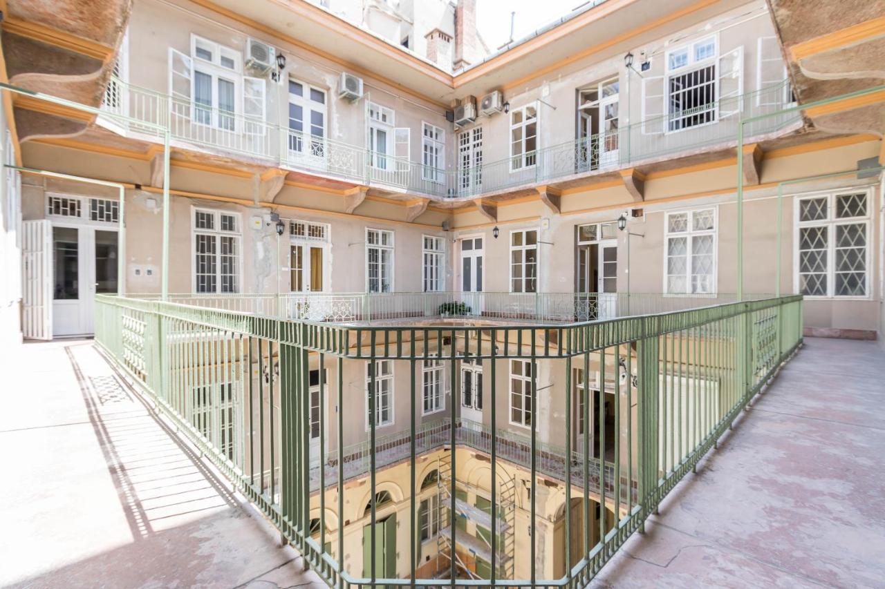 Adele'S Apartment Close To Danube And Fashion Street Budapeste Exterior foto